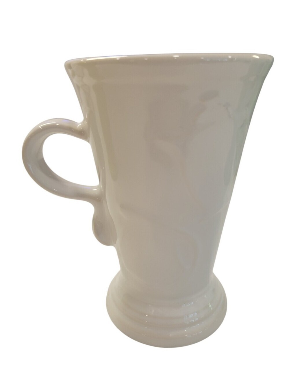FiestaWare White Pedestal Mug Retired 18 oz Coffee Latte Cup USA HLC Embossed